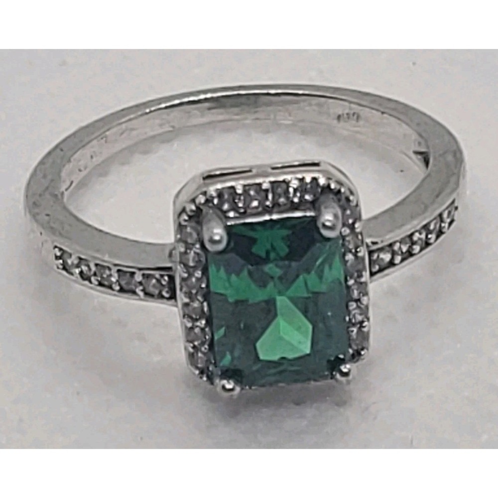 Size 6.75 Tone Emerald Green Rectangle Halo Ring Rhinestone Pave